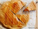 Cette galette des rois coco et chocolat est une invitation gourmande à laq