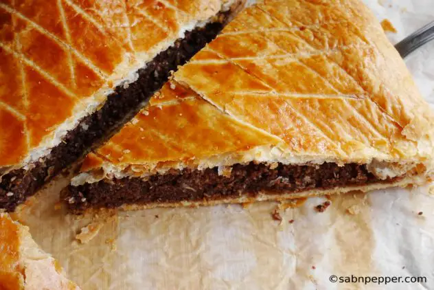 Noix de coco et chocolat : voilà une alliance bien gourmande pour une galette des rois originale