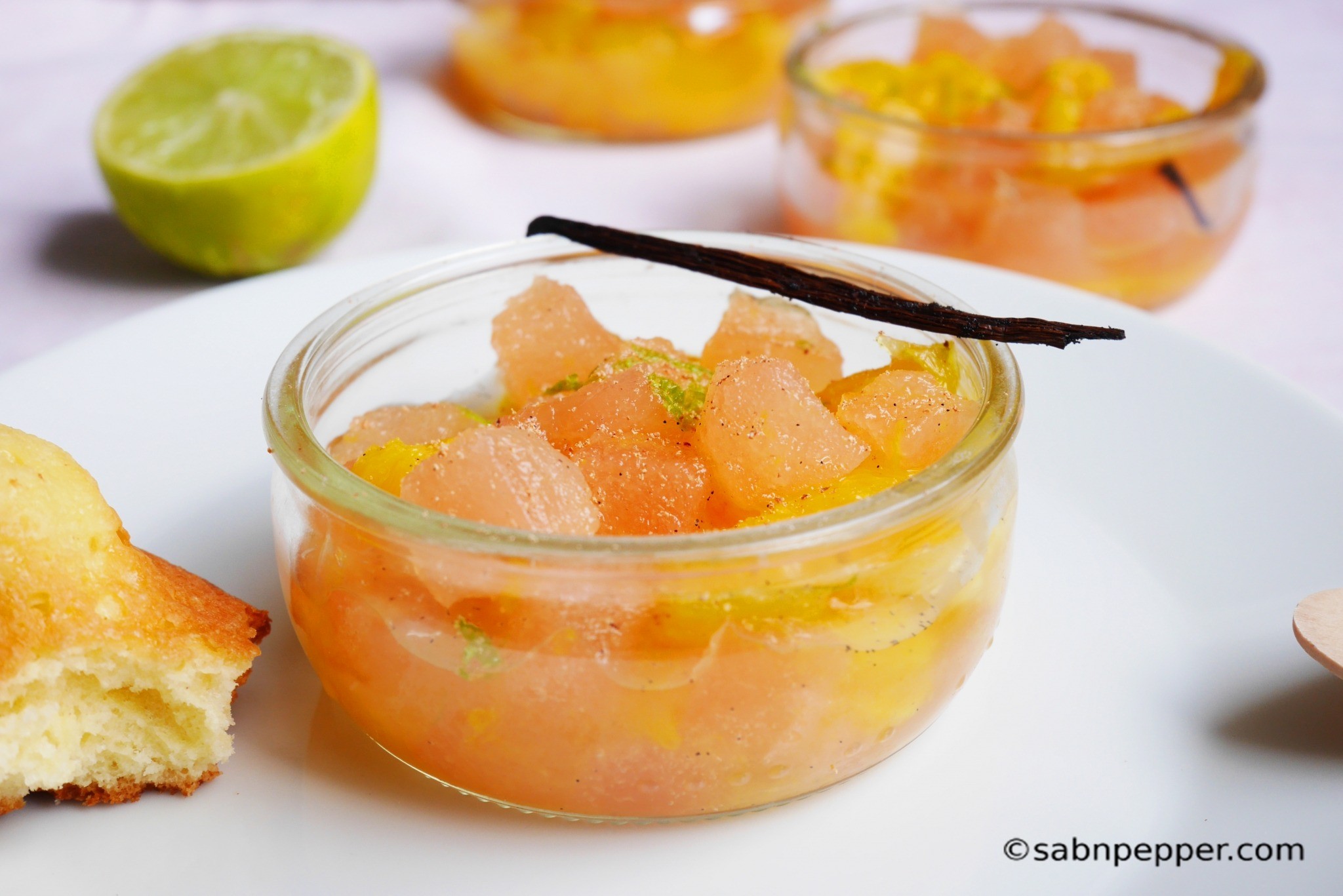 Salade d’oranges et gelée de pamplemousse rose