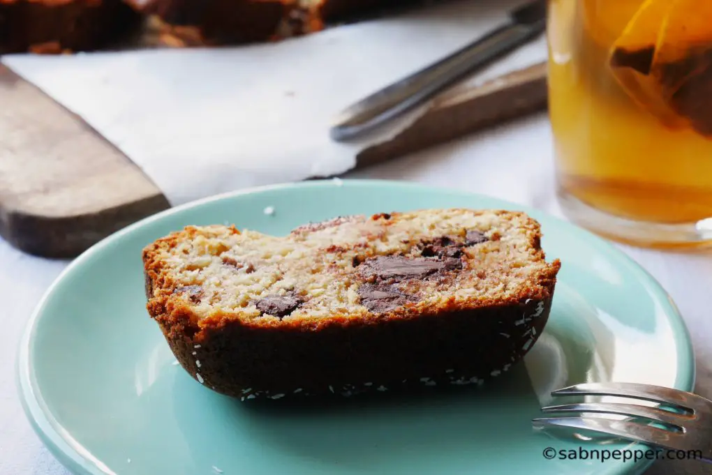 gâteau de banane à la noix de coco et chocolat noir