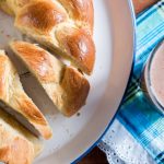 pain au beurre : la brioche tressée de Martinique. Idéal pour un brunch antillais maison #recetteantillaise #recette #brunch #brioche