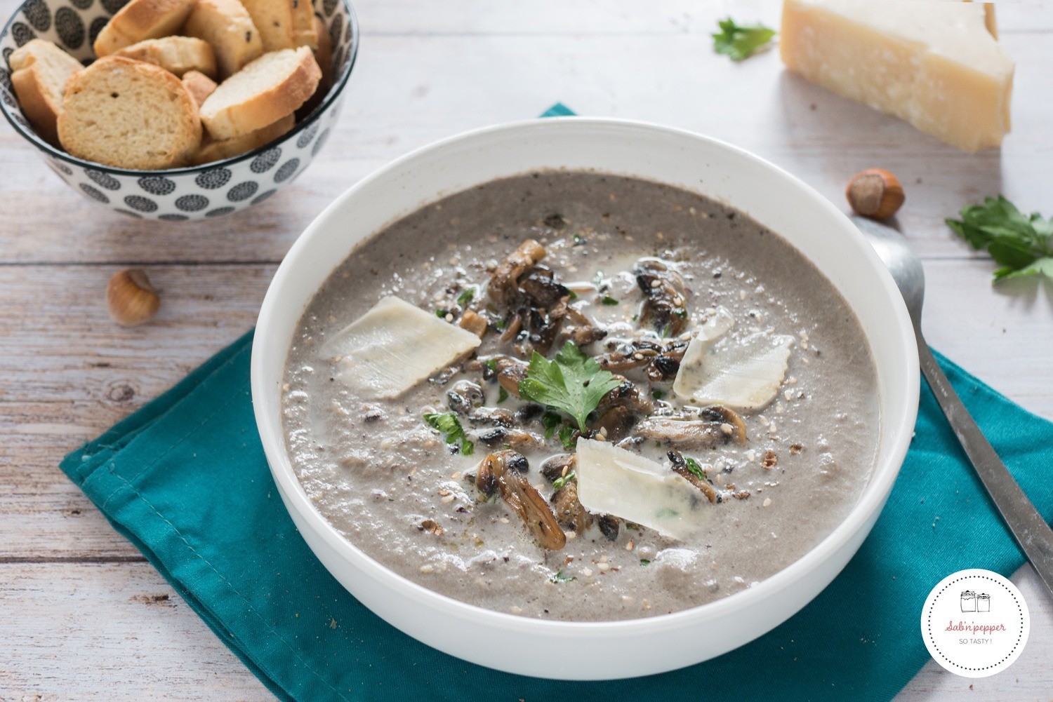 Velouté de champignons : une savoureuse recette automnale