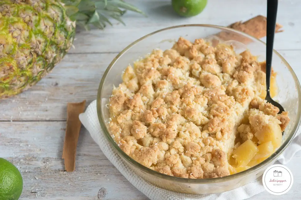 Crumble ananas et noix de coco : une recette facile #crumble #recettecrumble #crumbleananas