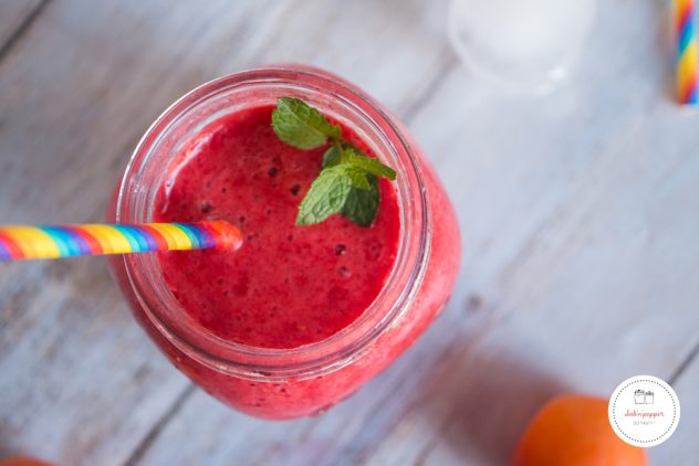 Smoothie framboise abricot goyave : parfait pour un pique nique estival !