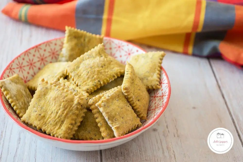 Crackers maison colombo pavot : parfaits pour un apéro antillais