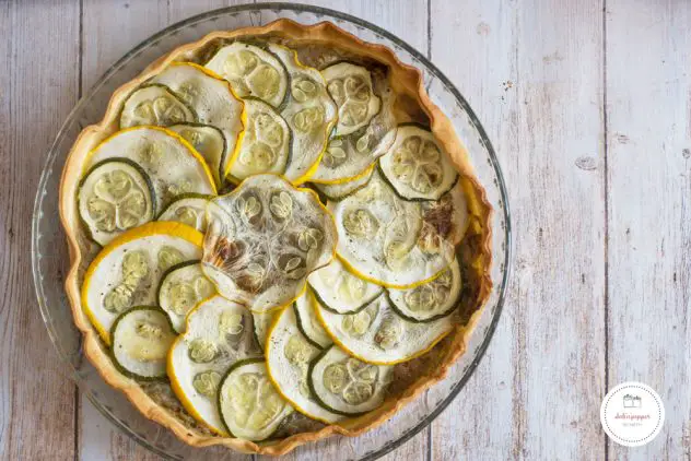 Batch cooking d'été : tarte aux courgettes et aubergines - Une recette de saison facile #recette #batchcooking