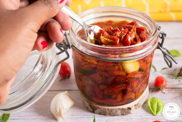Tomates confites : une recette facile pour manger des tomates toute l'année #recette #antigaspi #zerodéchet