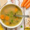 Bouillon detox poireaux gingembre : une recette facile et healthy pour mettre son organisme au repos #bouillon #detox #gingembre #recettefacile