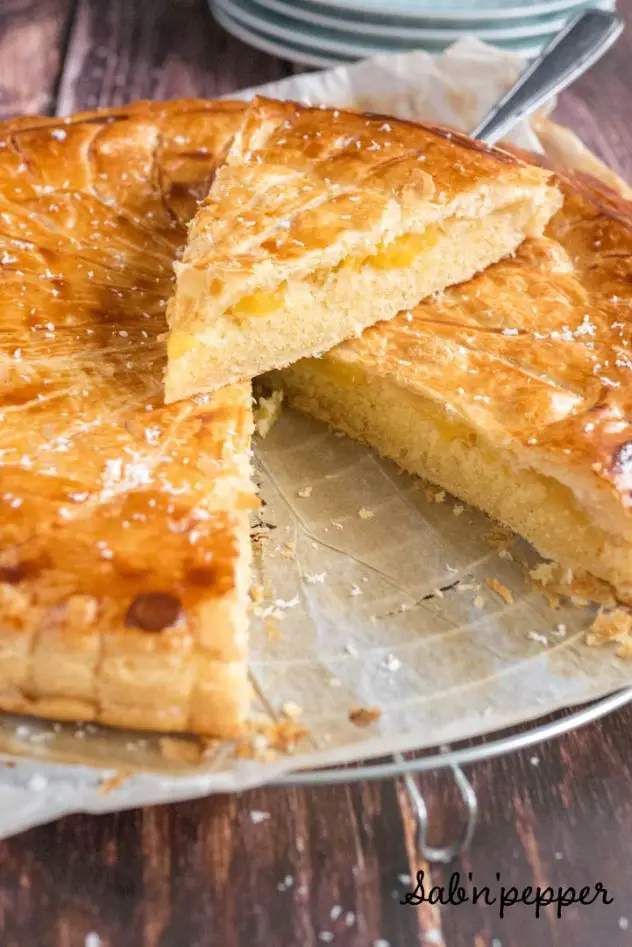 Galette des rois coco mangue ; une recette antillaise facile à faire #recettefacile #recette #galettedesrois #antilles