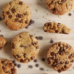 Quoi de meilleur que des Cookies healthy chocolat sésame sans beurre et sans oeuf #cookies #vegan #sansbeurre #recettefacile