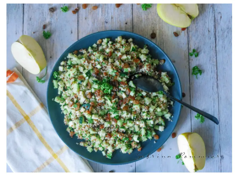 Green taboulé : pour faire le plein de vitamines ! Courgettrs, concombre, pomme.. Un vrai régal ! #healthyfood #salade #printemps #recettequinoa