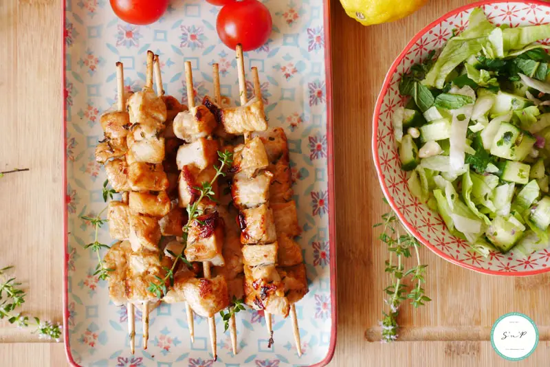 Brochettes de poulet citron thym