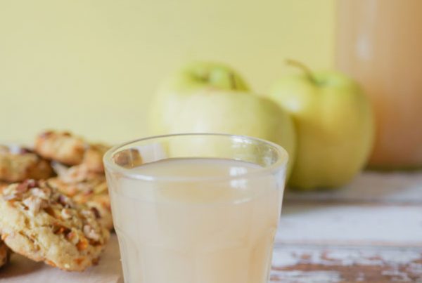Eau de pommes : une recette anti gaspi à base d'épluchures de pommes