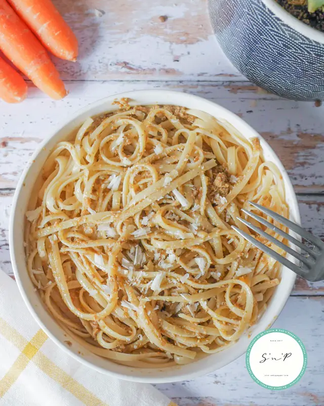 Pesto de peaux de carottes : une recette zéro-déchet facile