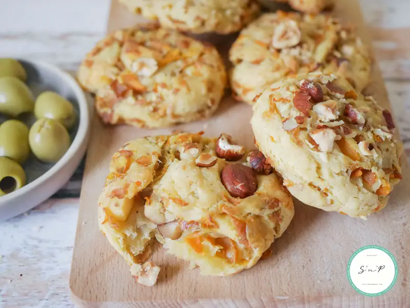 Cookies carottes noisettes et oignons ; une recette à base de pea