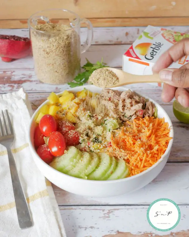 Poke bowl au thon mangue passion : une recette healthy simple et rapide