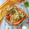 Cette recette de butternut farcie au quinoa est une version végétarienne gourmande et facile